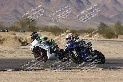 media/Nov-02-2025-CVMA (Sun) [[337aff29ab]]/Race 16-Formula Twins-Formula 40 UL(Holeshot)/